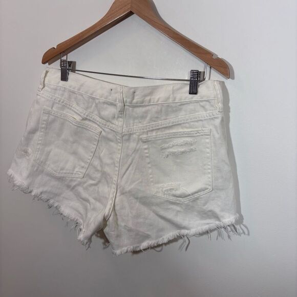 Free People, We The Free Loving Good Vibrations Cutoffs size 31 0B1103563 - Picture 6 of 14